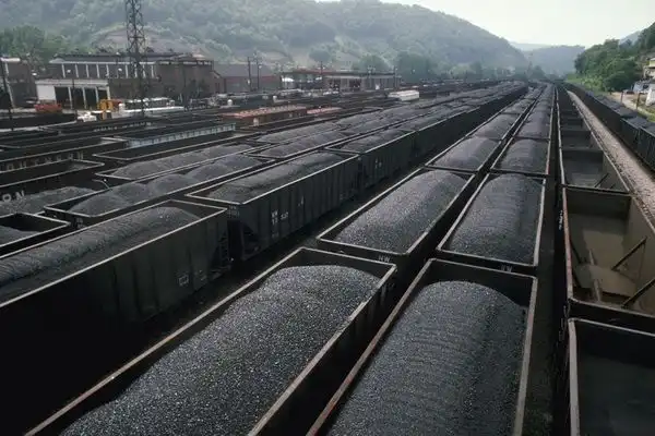 Перевозка угля в Казахстане